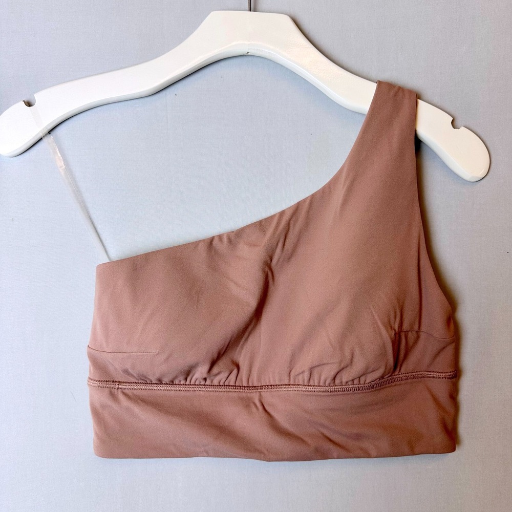 Lululemon Sports Bra Womens 8 Pink Align Asymmetrical Light Support Yoga Soft
